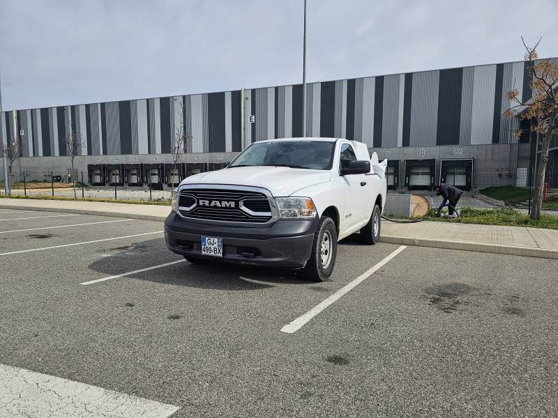 Camion de pompage hydrocureur 3T5 intervention dans toute la région