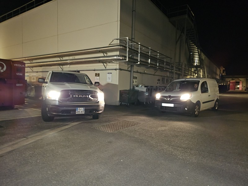 Reprise d'une cunette de regard d'eaux usées à Miramas pour le Village des Marques