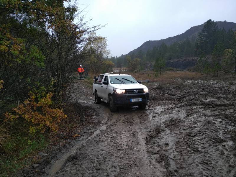 Hydrocureur 4x4 pour accès chantier en montagne