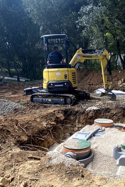 Minipelle 1T5 pour les travaux de remplacement de canalisations