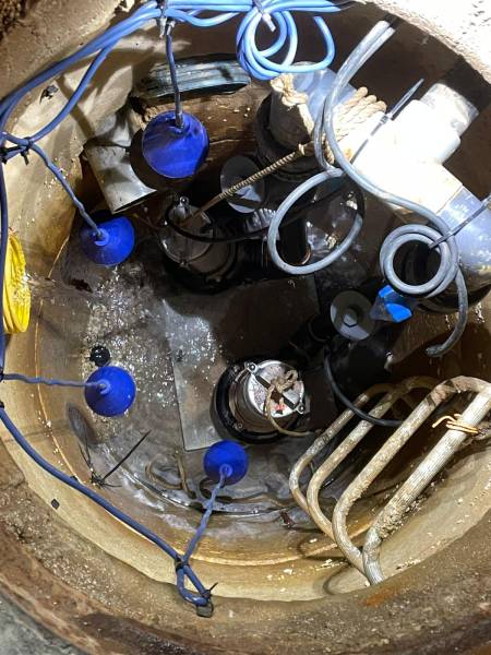 Remplacement de deux pompes de relevages d'eaux pluviales pour un syndic de copropriété à Aix en Provence