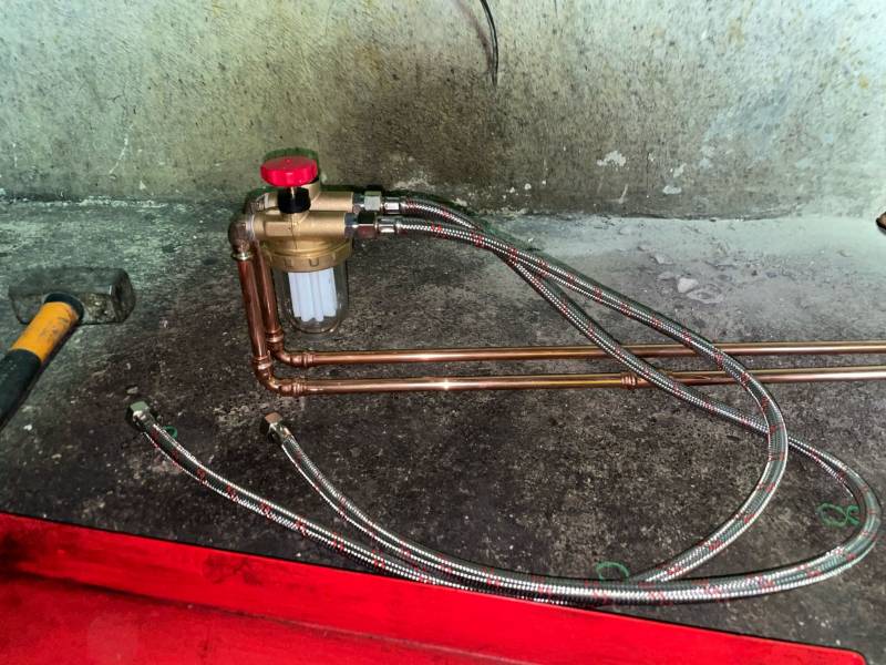 Remplacement de pot filtre sur une chaudière fioul pour une copropriété à Aix en Provence